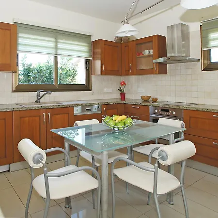 Athpen8 Villa Agia Napa